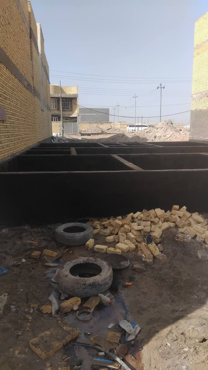 شغلنه يتضمن
اخراج التراب الزائد من البيت

تربيع البيت طابوك ودك قفاز 

سبيس وحدل

صبه ١٠سم لبتلو ولباخه وزفت

تكشير البيوت من داخل

صب صبه نضافه داخل البيت ١٠سم

تسليطه البيت بالتراب

اشتايكر ولباخ وبياض وسراميك بكادر كامل

الاتصال ***********
