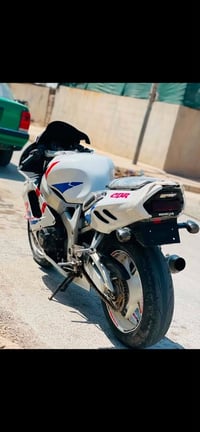 CBR 919 • مكينة شرط • باتري