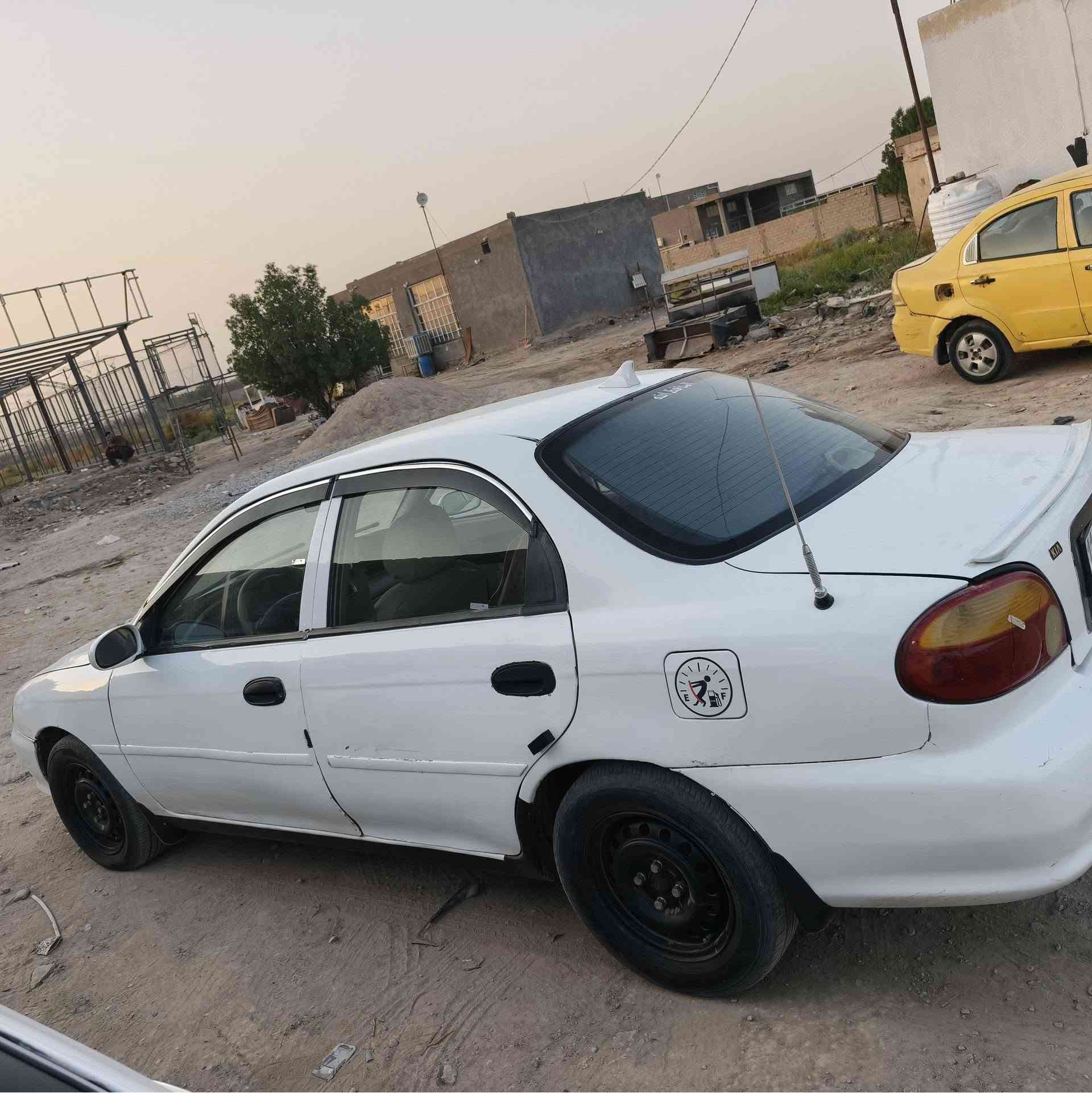 سلام عليكم
سياره كيه سيفيا موديل 2001 رقم بغداد انكليزي

مداور ثاني يوم سياره جاهزه 

تبريد شغال سنويه ل30 

مكانه سماوه  تواصل عل رقم 

***********.    السعر 36 وبيه مجال بصيط
