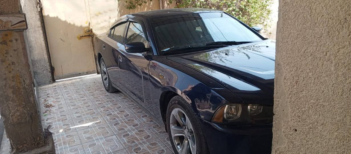 هالسلام عليكم جارجر 13 نيلي رقم بصره بيه خدوش مكفول من العيب السعر 128 بيه مجال قليل *********** محرك گير حداديه كفاله
