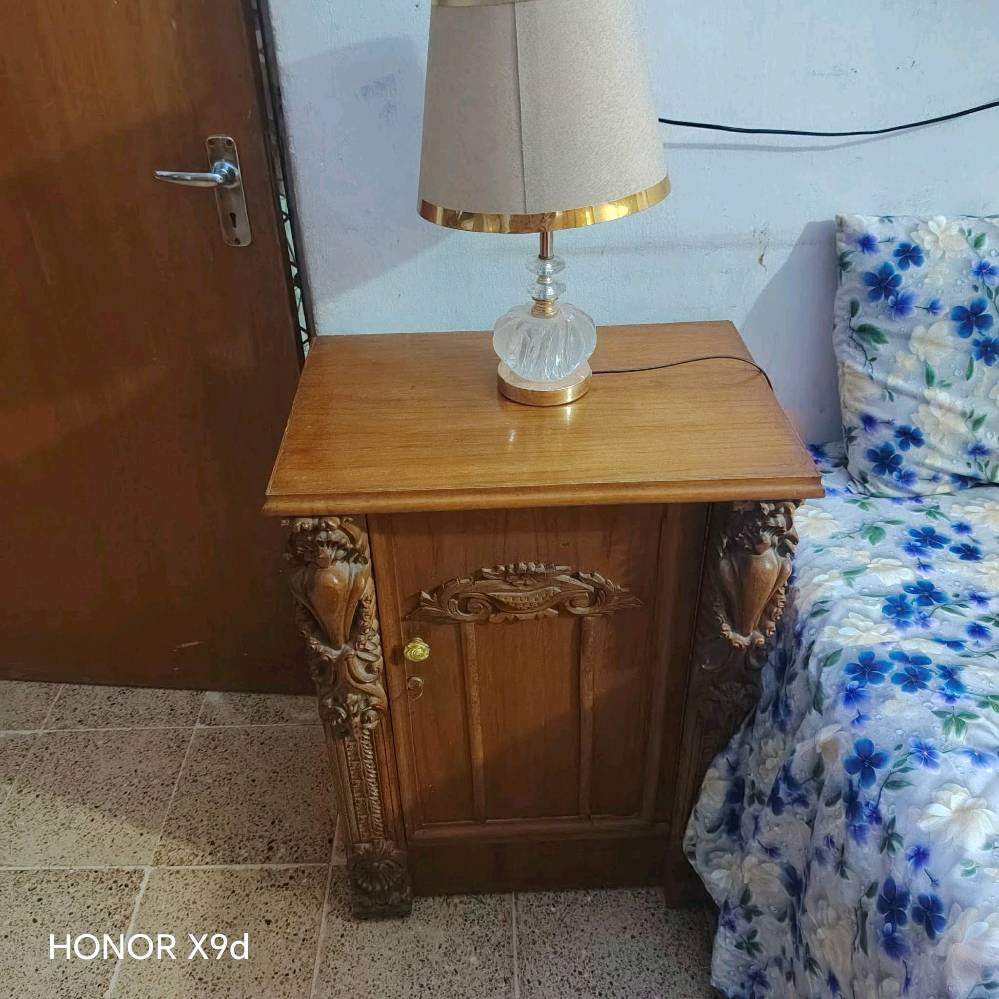غرفه نوم للبيع السعر مليون و400 مكان بغداد الغزاليه