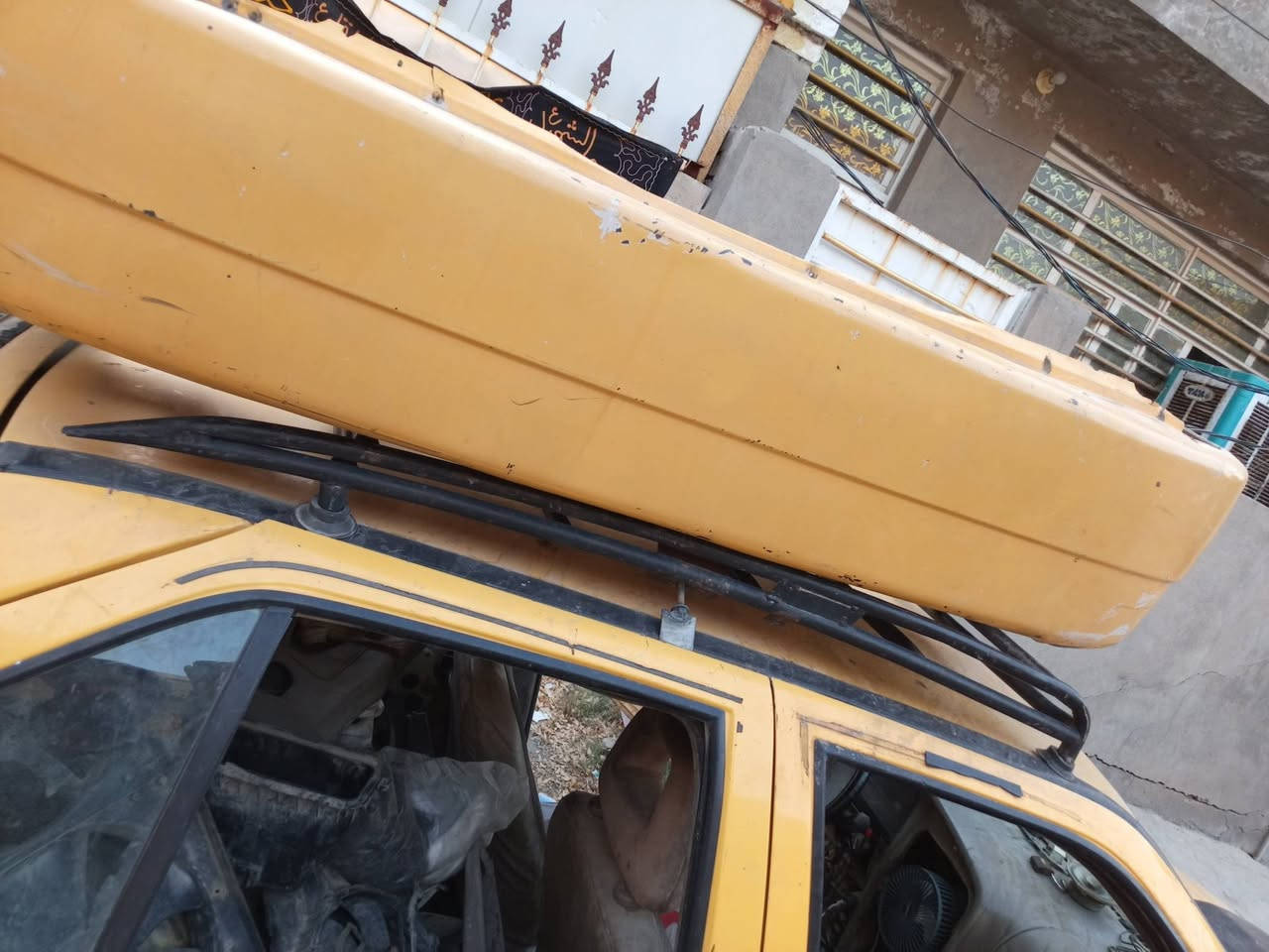 دعامية أمامية وخلفية للبيع مكاني بالاعظمية بالسفينة ***********
