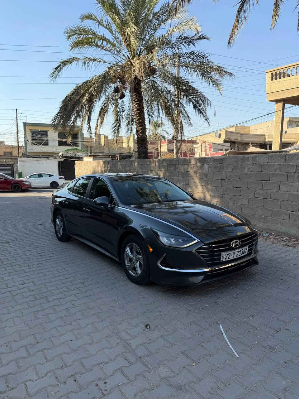 سوناتا 2023 وارد امريكي حادث بنيد فقط بدون دواخل وبيها مكانين بارد ه
فول قياده اليه

سستم صوت

مكان السياره بغداد

السعر 147

***********
