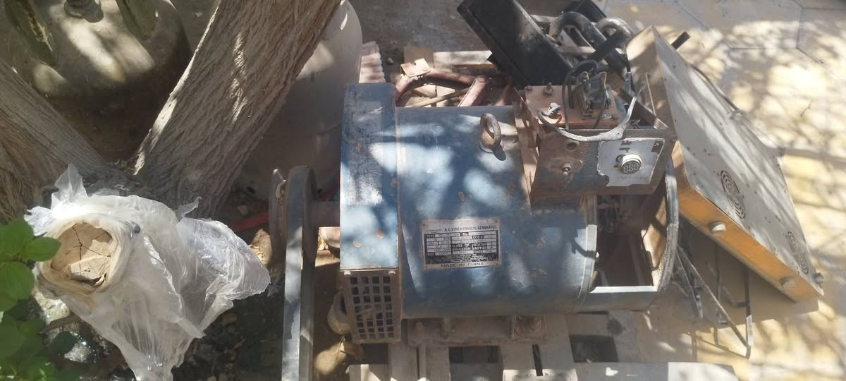 سلام عليكم للبيع مولده هنديه 2بستم
راس توليد10كيفي 30 امبير شرط شغاله

للاتصال ***********
