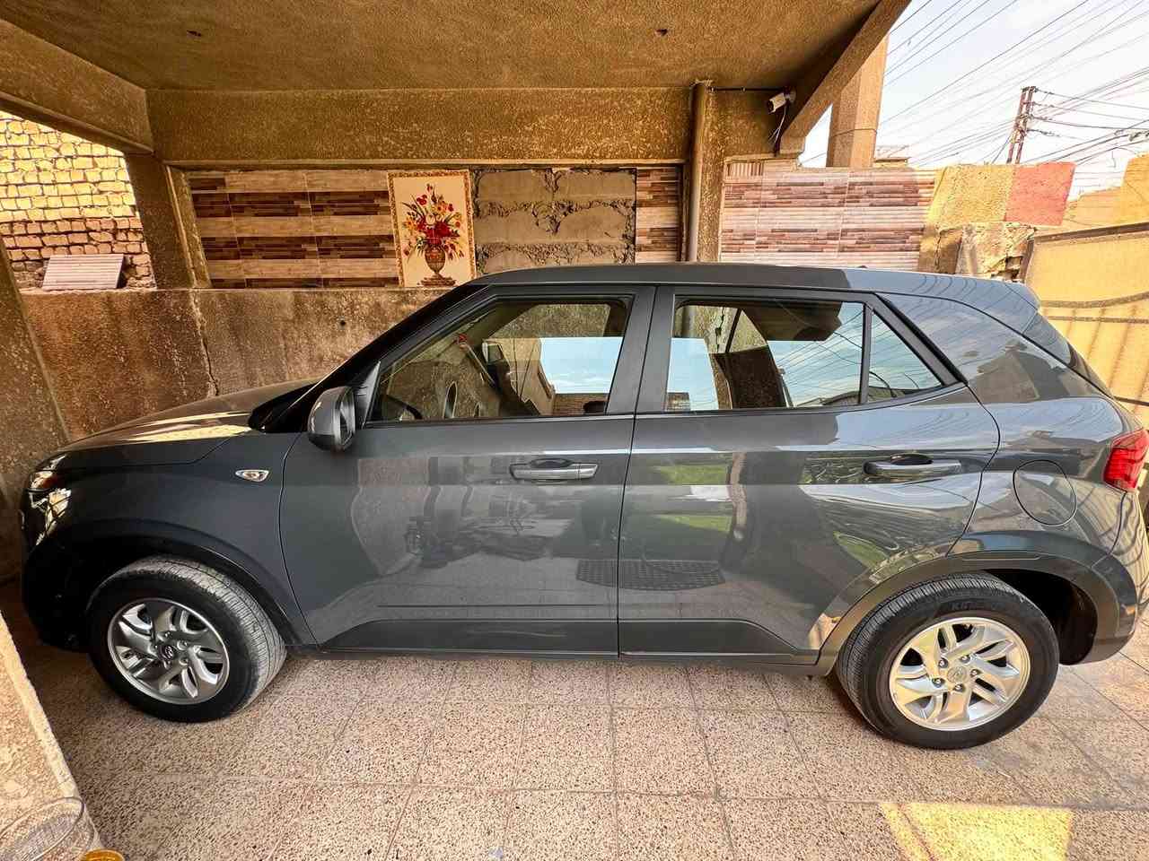 فينو
موديل 2025
سياره زيرو ماشيه 11ml
السياره علا وضع الشركه 

السياره بسمي هزه جديده 
شرط التحويل 
مواصفاته 
رادار امامي
تحديد مسار 
كروس سرعه 
نضام تزحلق
شاشه جبيره 
عداد دجتل 
وبيه مواصفات بعد 

السياره بدون قطره صبغ 
حادثه بس بنيد بدون دواخل لا شاصي ولا لغد 
البنيد مبدل نفس اللون والدعاميه هم 
+شبر بارد بلقبق الجنطه

السونار موجود بلمنشور 

السياره لون مميز سمنتي 

مكان السياره بغداد الدوره 

السعر 140 ورقه
للاستفسار 
***********
