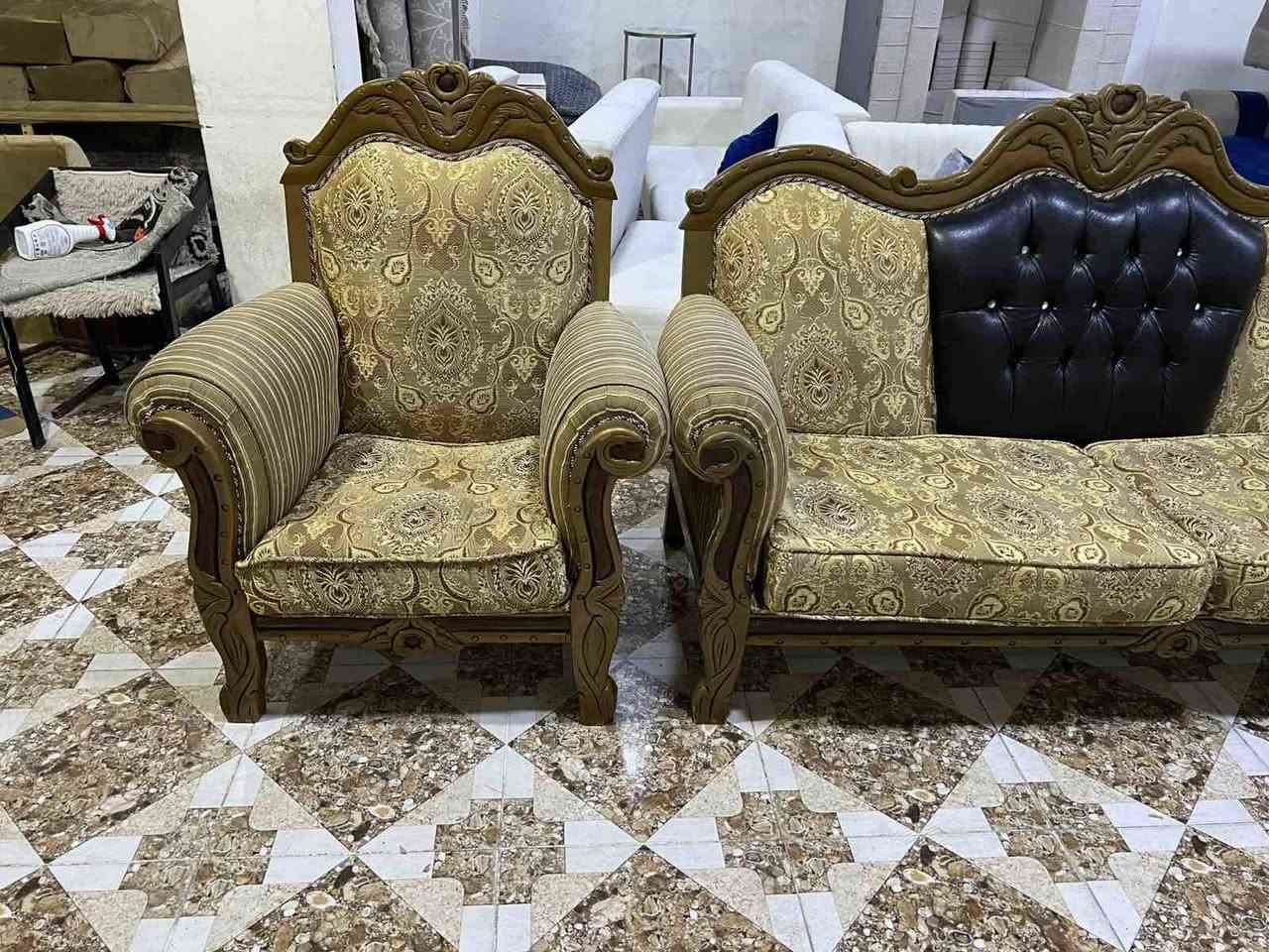 بؤ فروشتن
زور باكة بيعةيبة تابليي جوانونايابة
توركيية داركويزة
***********
