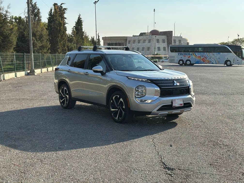 mitsubishi outlande  2024

سەیارە كلين تايتل بى سبوغ
مۆدیل 2024
مکینە 2.5 
مواصفات SE فول مواصفات
3ريزكوشین
5 کامیرا
صندوق شەفت
گؽرلە سوکان شەفتی سەرسوکان
بريك بسمه
ئاوینە شەفت + ئاوینە عیشارەت
كوشين كارەباى
کوشين جلد و + كوشين هيتەر
حساس پؽشەوە + حساسی دواوە
رادار360 دەرەجە(بيشەوە+ دواوە+ ئاوینە)
ئۆتوبریک پؽیشەوە + ئۆتوبریک دواوە
تەبرێد مرکزی
بەسمە و دەرگابسمە
6مۆدی لێی خورین
سياره كلين بى سبوغ بی هیج ملاحەزە یە ک 
ژ.م ***********   وتسئاب أربيل, العراق
