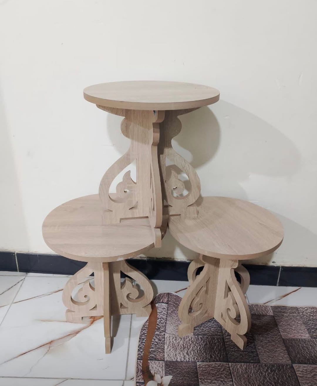 نجاره ابو الحسن
كافه اعمال الديكورات والمطابخ وغرف النوم ودرسين روم 

البصره صناعيه حمدان 

***********

