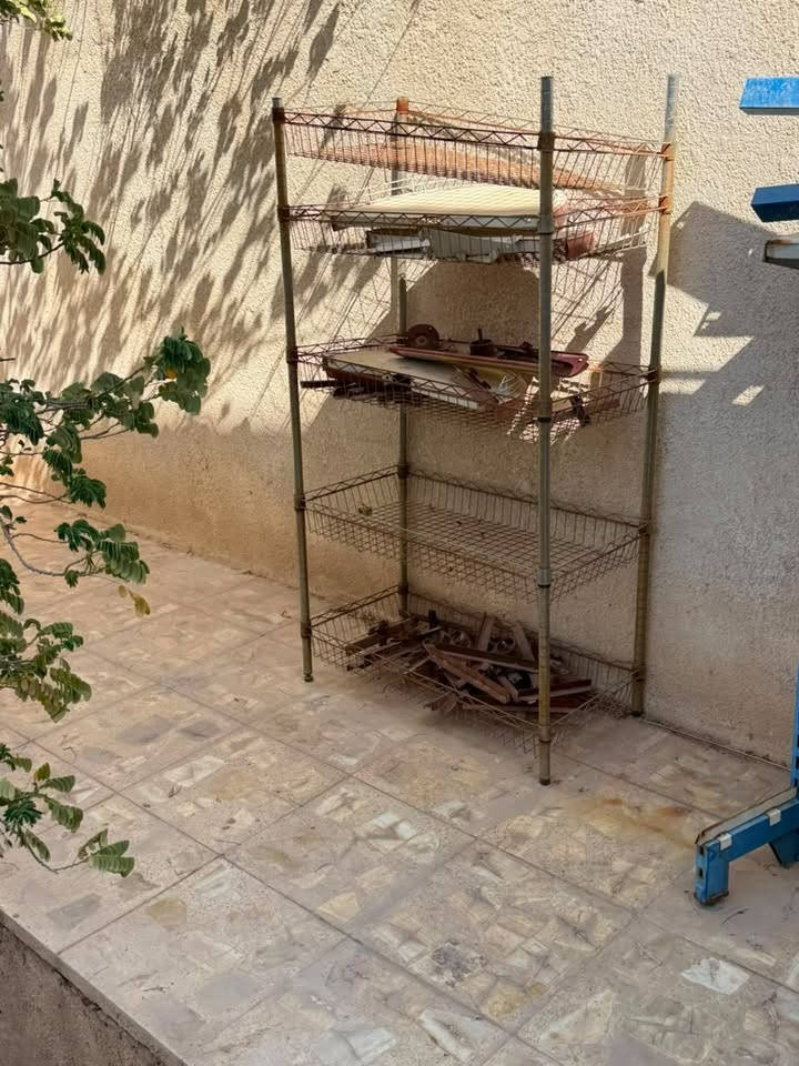 اغراض للبيع 
العنوان كربلاء  الحر الصغير
التواصل على الرقم 

***********
