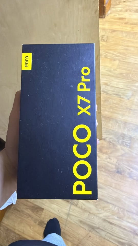 Poco x7pro   256+12عشواىيه
نظافه100٪؜
جهاز مستخدم قليل غراضه مامفتوحات بعدهن 
كامل ملحقاته سعر ٣٩٠
متوفر توصيل 
***********
