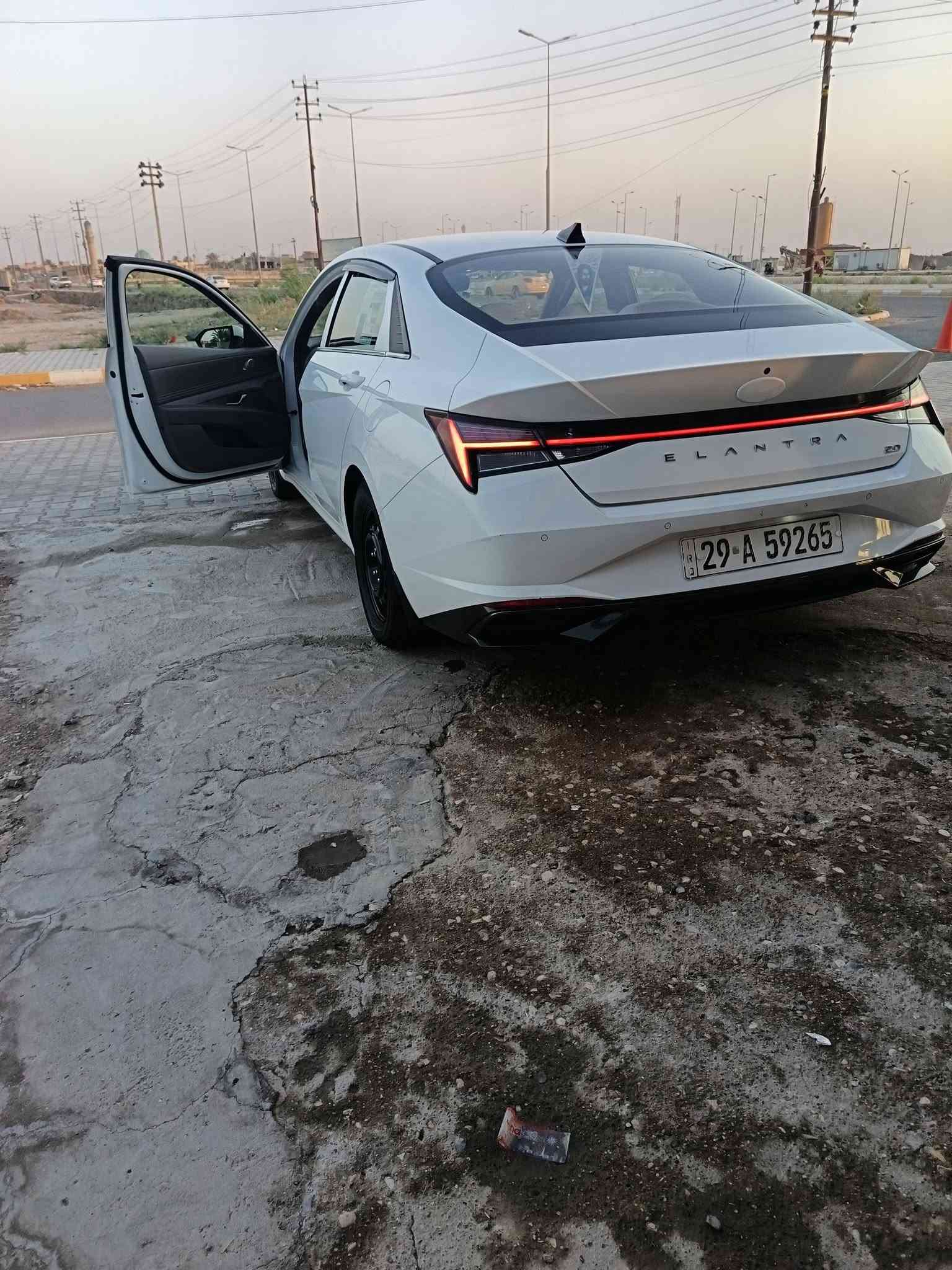 السلام عليكم الانتره خليجي محرك 2000 دوش 
فول مواصفات فتحة بصمةً
كشنات 
تشغيل عن بعدد
كير محرك كفالة 
تلحيضات بسيطة
ماشية 154
رقم واسط
الاستفسار الاتصال ع الرقم *********** 
السعر 158
