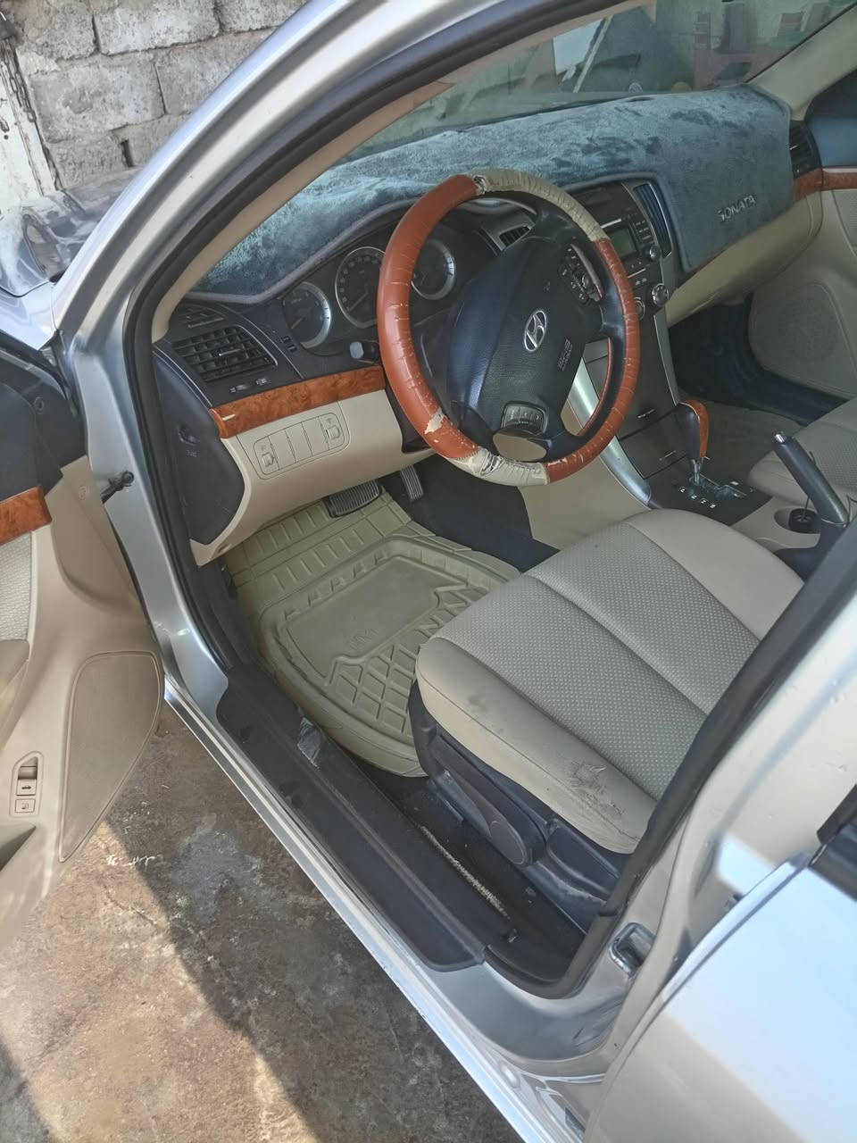 سوناتا ٩ • ٢٤٠٠ • دوش محرك