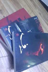 📚 سلسلة «خوف» — أسامة المسلم للبيع سلسلة «خوف» كاملة بأجزائها الثلاثة،...