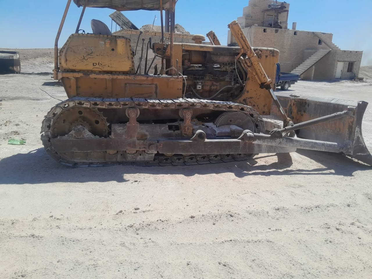 مكلف بلنشر
للبيع كوماتسو  
التفاصيل اتصل على الرقم 
:***********
