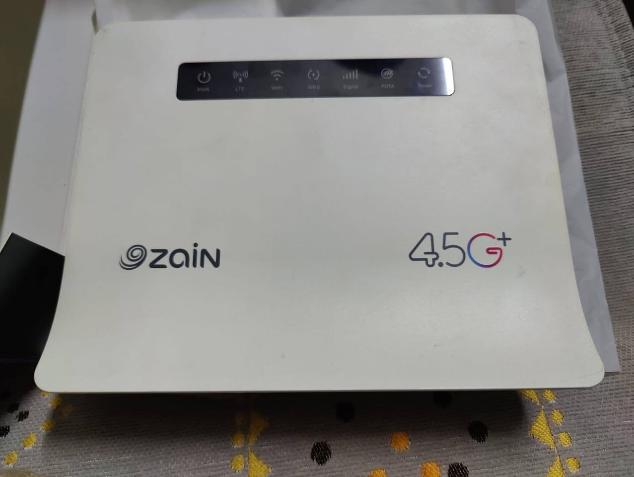 راوتر زين فاي للبيع مستخدم فقط شهرين اخو الجديد
مكان بغداد العامرية للإستفسار ***********
السعر ٤٥ وبي مجال
