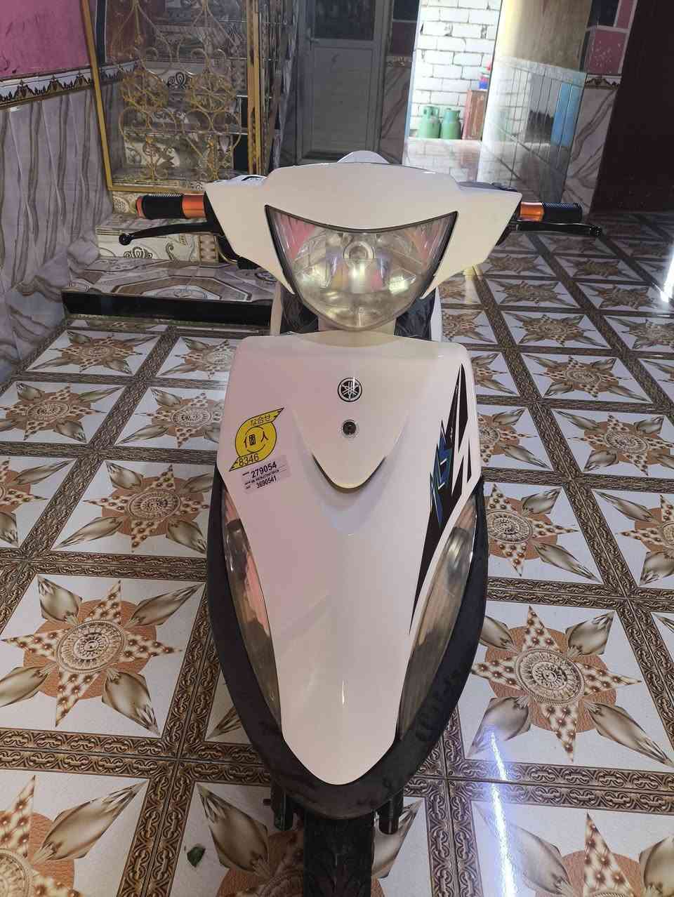 بسم الله الرحمن الرحيم السلام عليكم شباب
دراجه ماكس عدله لبيع درجه ماشاء الله عليها درجه ما بعزت برغي درجه سلف هندر نكر سلف شغال كلشي شغال  بريكات صدبات ليتات زنون ايشاير  سندوق قفل كلشي شغال ودرجه شوفت عينكم ملاح فول درجه ما مفتوحا  بوسه 49 عندك تفاصيل تعال خاص 
سعر بي 700وبيها مجال 
مكاني البصرة كرمت علي 
رقم توصل 
***********
*********** 
وساب ورقم
