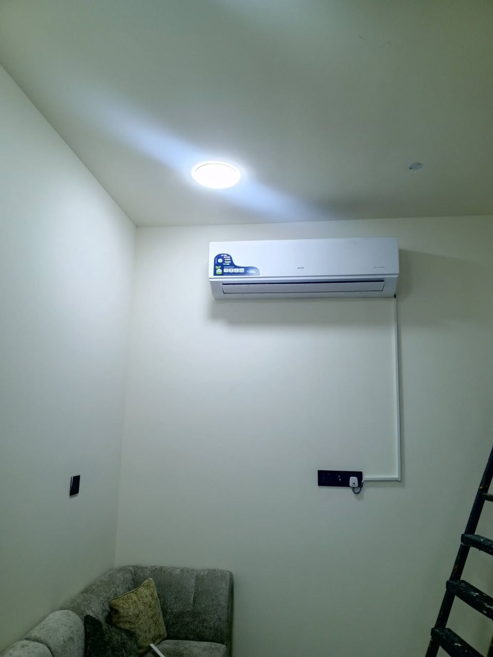 ورشه تبريد متنقله في بغداد 🌐
لتنصيب وتركيب سبالت ❄️ وفتح سبالت ❄️ وغسل وتنظيف جميع انواع السبالت 💧 
📍(نصلكم جميع مناطق بغداد 🌐)
////////////////////////////////////////////////////
📌جزء من اعمال ورشتنه 
✅ تنصيب سبالت نوع توسوت TOSOT بلسان 2طن 3طن 
عدد 3 غاز 410R
✅ تنصيب سبالت اوكس تحكم/ميديا 
✅ تنصيب سبلت شونك /كري
✅ فتح وغسل سبالت اخرى عدد 3
✅ سرعه في إنجاز العمل المتقن
✅ وجوده في العمل مع ضمان 

⭕ للتواصل عبر الرقم 
📱*********** واتساب ✅ 
او مراسله الصفحه 📩
