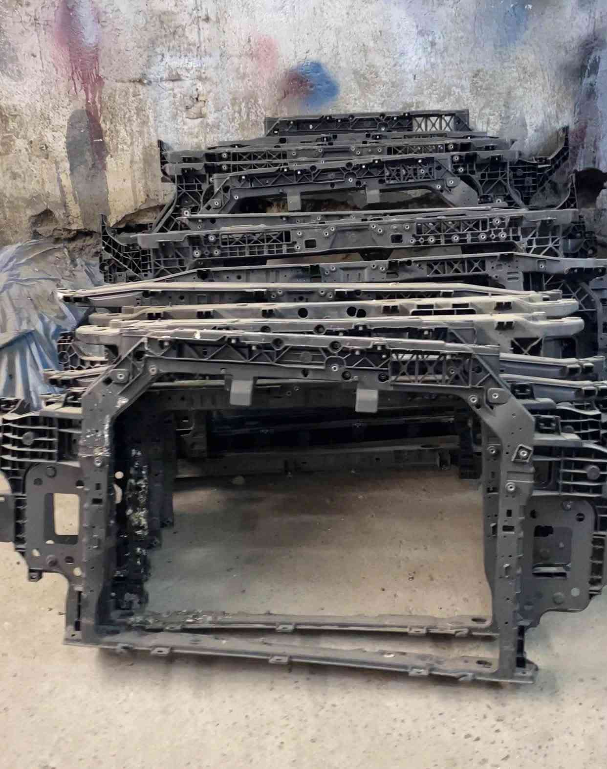 قطع غيار • كوريه هايبرد • بطارية ١٢ فولت