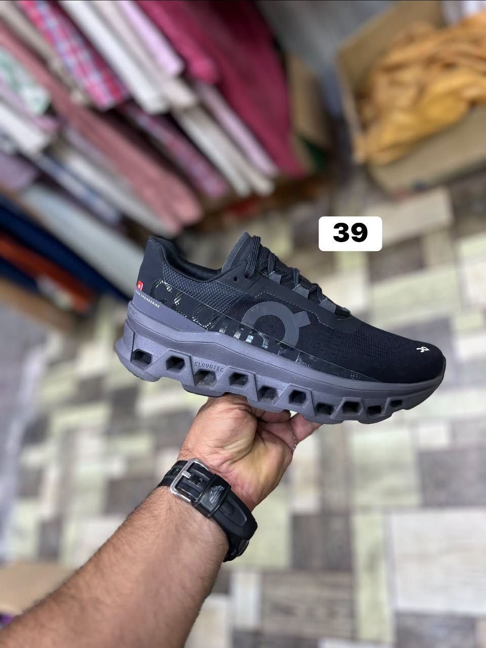 واتساب
***********

نص مكتوب في الصور:
- 42
- 43
- 39
- 41