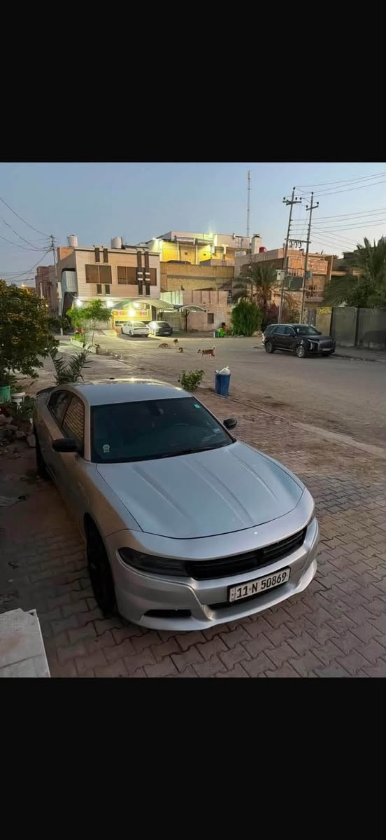 للبيع او المراوس حسب القناعه
دودج جارجر وارد امركي موديل 2019 فئه بلاك توب حادث ٣قطع صبغ 
 ماشيه. 180 الف رقم بغداد الجديد جديده وكاله او تحويل كلش جديده السياره وبدون اي نقص 
مكاني الناصريه

 
للأستفسار الاتصال***********
