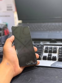 بوكو M6 برو • 12/512 • شاشة AMOLED 120Hz