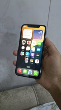 آيفون XR • ٦٤ • فيس ايدي معطل