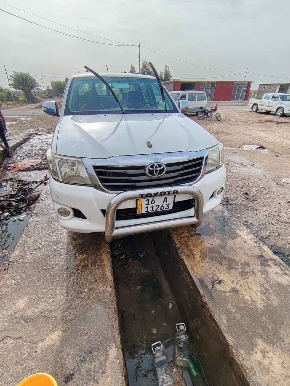 هايلوكس • ٢٠١٣ • جير عادي