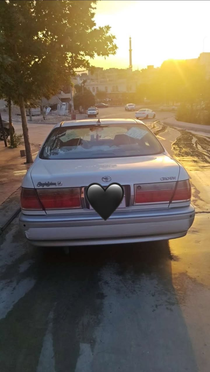 سڵاوی خوای گەورەتان لێبێت مەلیکەی 2004 بڕاوە
فول فول مواسەفات تەنها سڵاید نیە

4 دوگمە

بۆیاخی نیە تەنها شوێن موسەکانی بۆیاخە

132هەزار ڕۆیشتوە سفرە

ناو زەرد

داژبڵ نەجەفە

سەلاجەیە

تەبریت مەرکەزی

سوکان لیگززە 

دیفۆڕی گەورەیە

کۆد و ڕەقەمی بۆ بەستراوە بەناوی خۆمەوەیە

بۆ سیعر ***********

نص مكتوب في الصور:
- 45%
- 2004
- @70