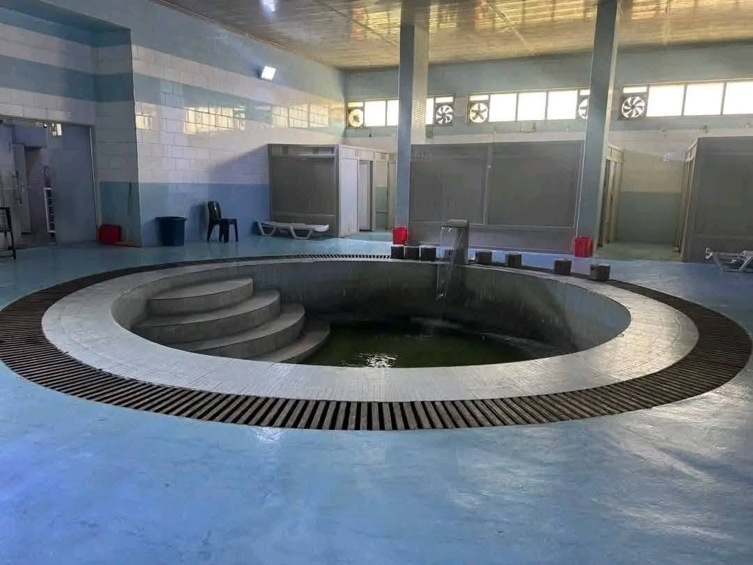 إلى عوائلنا الطيبين 😍
سفرة إلى حمام العليل 🛀 وبأنسب الأسعار عوائل 👨‍👩‍👧‍👦
باص سعر النفر 4000 الف دينار  
سياره خصوصي صغيره سعر نفر 5000 الف دينار 
فقط (روحه ورجعه) 😍
الانطلاق الساعة 3 🕔 عصرا ⛱️❤️✨
الـعودة الساعة بكيفكم 🕚 مساءاً ⛱️❤️✨
النقل يكون من مناطق العوائل
 سيارات حديثه تبريد طول الطريق 🚕🚗💥
للاستفسار ولتثبيت الحجوزات 💯
الانطلاق كل أيام الأسبوع 🥰
الاتصال على الارقام التالية
*********** واتساب 
*********** واتساب 
ملاحظه يتوفر كراوي خاصه مزارع مصايف 
❤️😍 نتمنى لكم سفرة سعيدة 😍❤️
