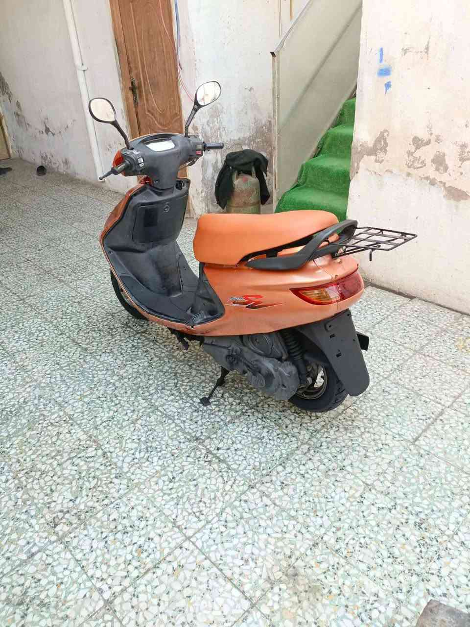 السعر 550 العنوان البصره التحسينيه ***********

