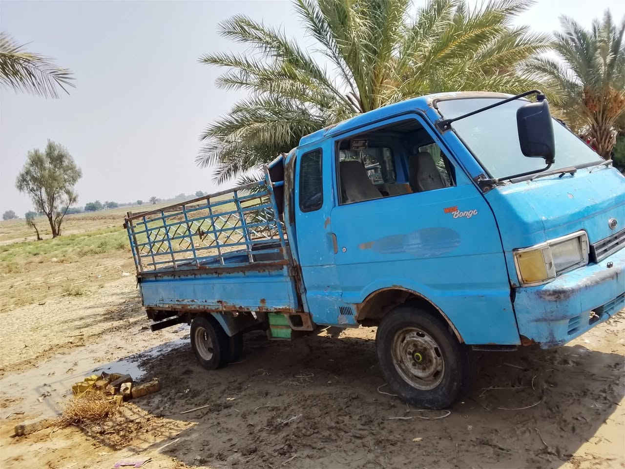 السلام عليكم ورحمة الله وبركاته..
للبيع سيارة كيا حمل موديل 1993، السيارة (شغالة وجاهزة للعمل / بحالة جيدة جداً) ومناسبة جداً لأصحاب المصالح رقم السيارة ألماني بابل سنوية ساقطة من 2018 السعر 38 وبيها مجال رقم الهاتف***********
