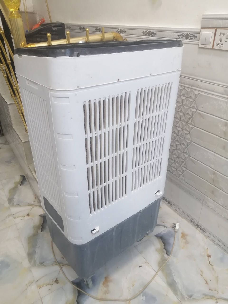 مبرده للبيع حجم وسط شرط الفحص
سعرها 80 وبيه مجال قليل
مكاني الناصريه
هذا ***********
