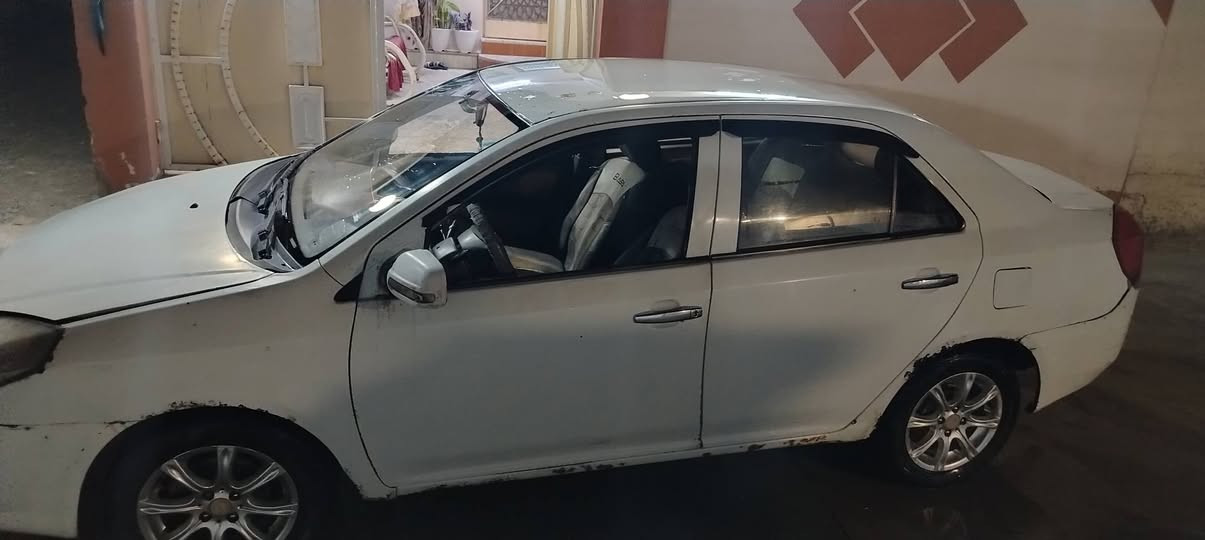 سلام عليكم جيلي ام كي مديل ١٢ سنويه 27 رقم بغداد  كير جديد محرك معمر جديد  تايرت جدد  السعر ٣٠ بيها مجال ***********
