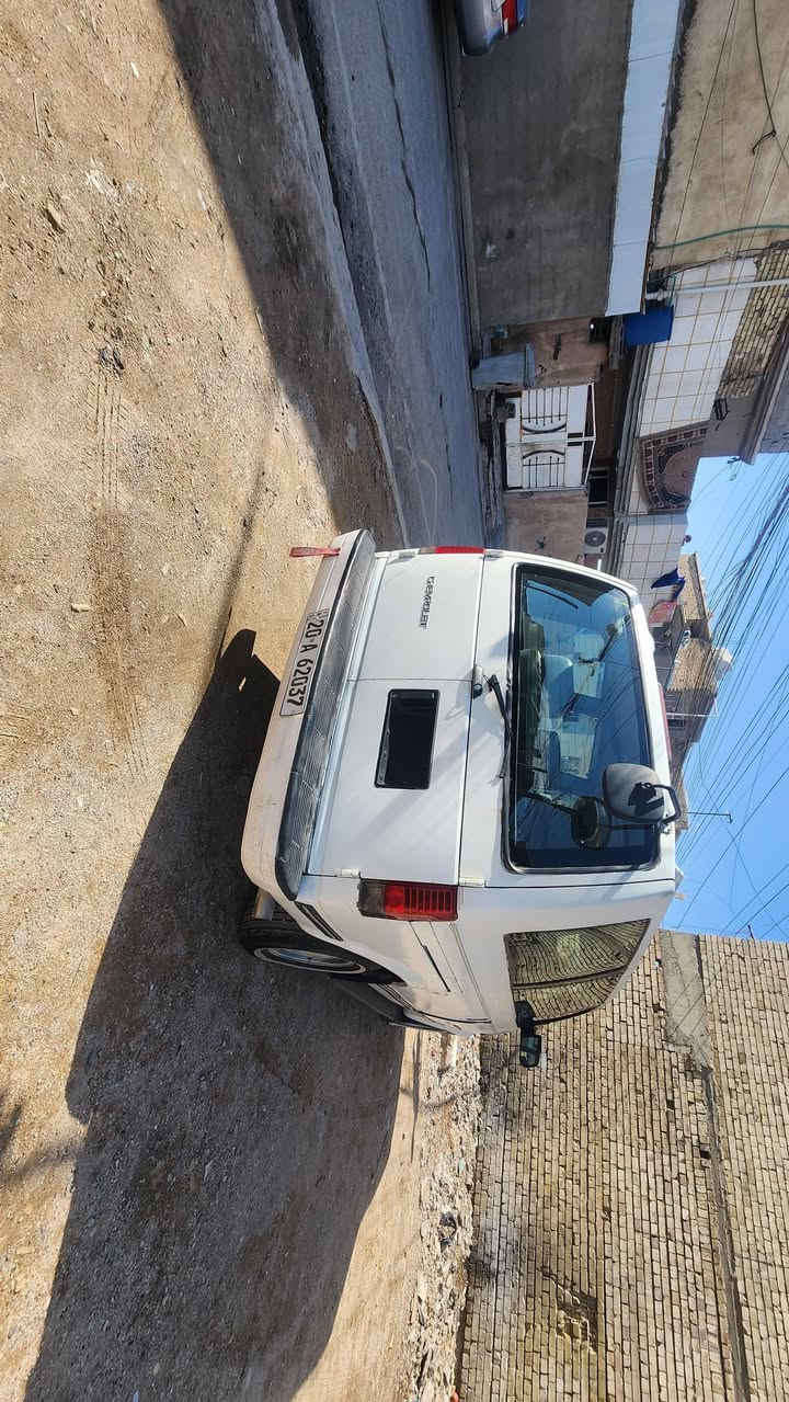 فان استرو • موديل ٩٣ • رقم ديالى