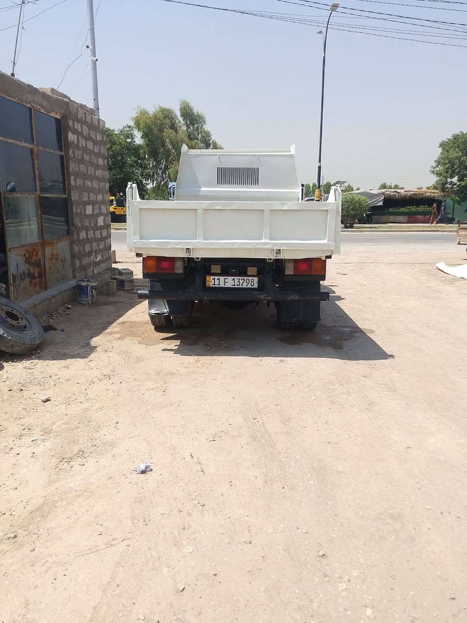 سلام عليكم هوندا للبيع فول مواصفات السياره على وضع الشركه   محرك ٤٠٠٠  عادي رقم بغداد انكليزي بسمي تحويل مباشر تخم تاير    البدي مصبوق  جماليه،حله جبله *********** و    ***********
