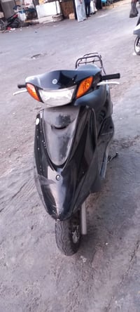 اكزز بريز • ياباني • ٢٠١٣