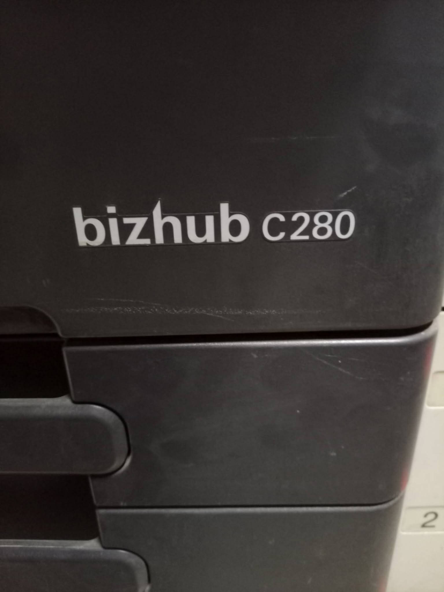 سلام عليكم طابعه بزهاب c280
للبيع بسعر 500 للتواصل خاص او عبر رقم :***********
