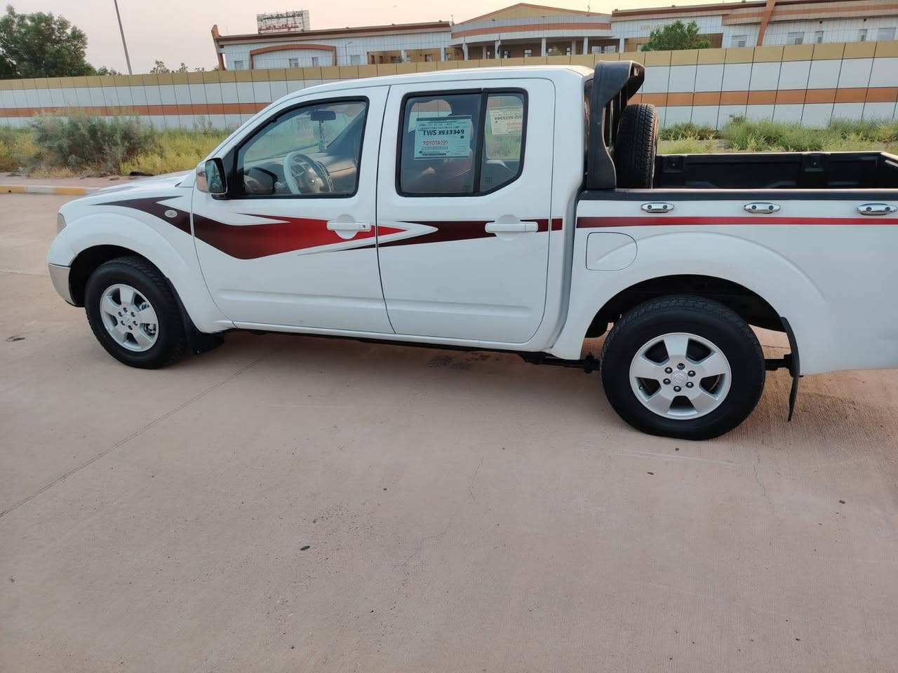 نيسان نافارا • ٢٠١٤