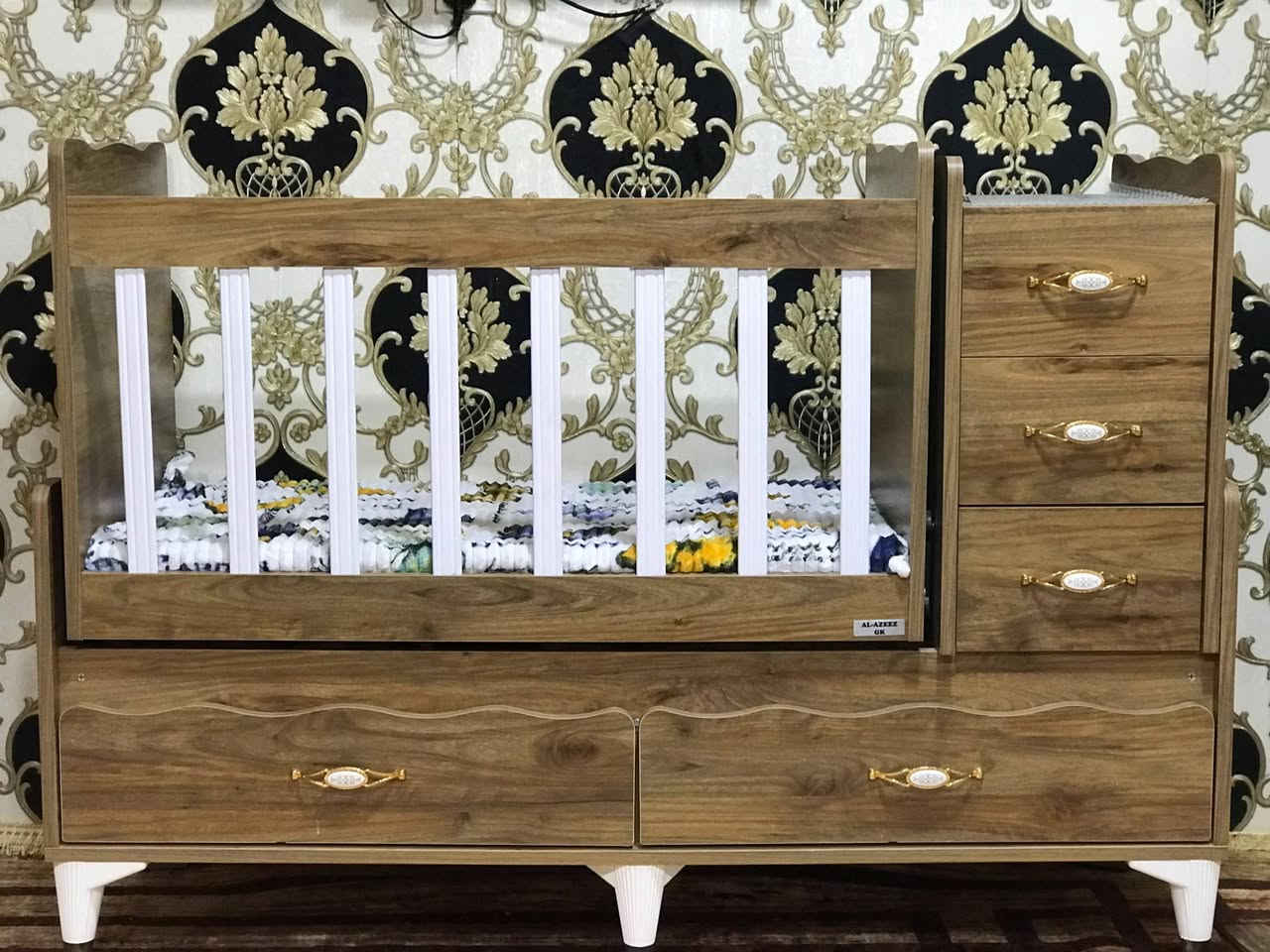 🛏️ كاروك أطفال مرتب وفخم 🤎
شغل نظيف وتصميم حلو، ويخلي غرفة الطفل مرتبة وأنيقة.
بيه أدراج للتخزين ومساحته عملية، يعني جمال وفائدة بنفس الوقت 👌
متواجد بس ***********
