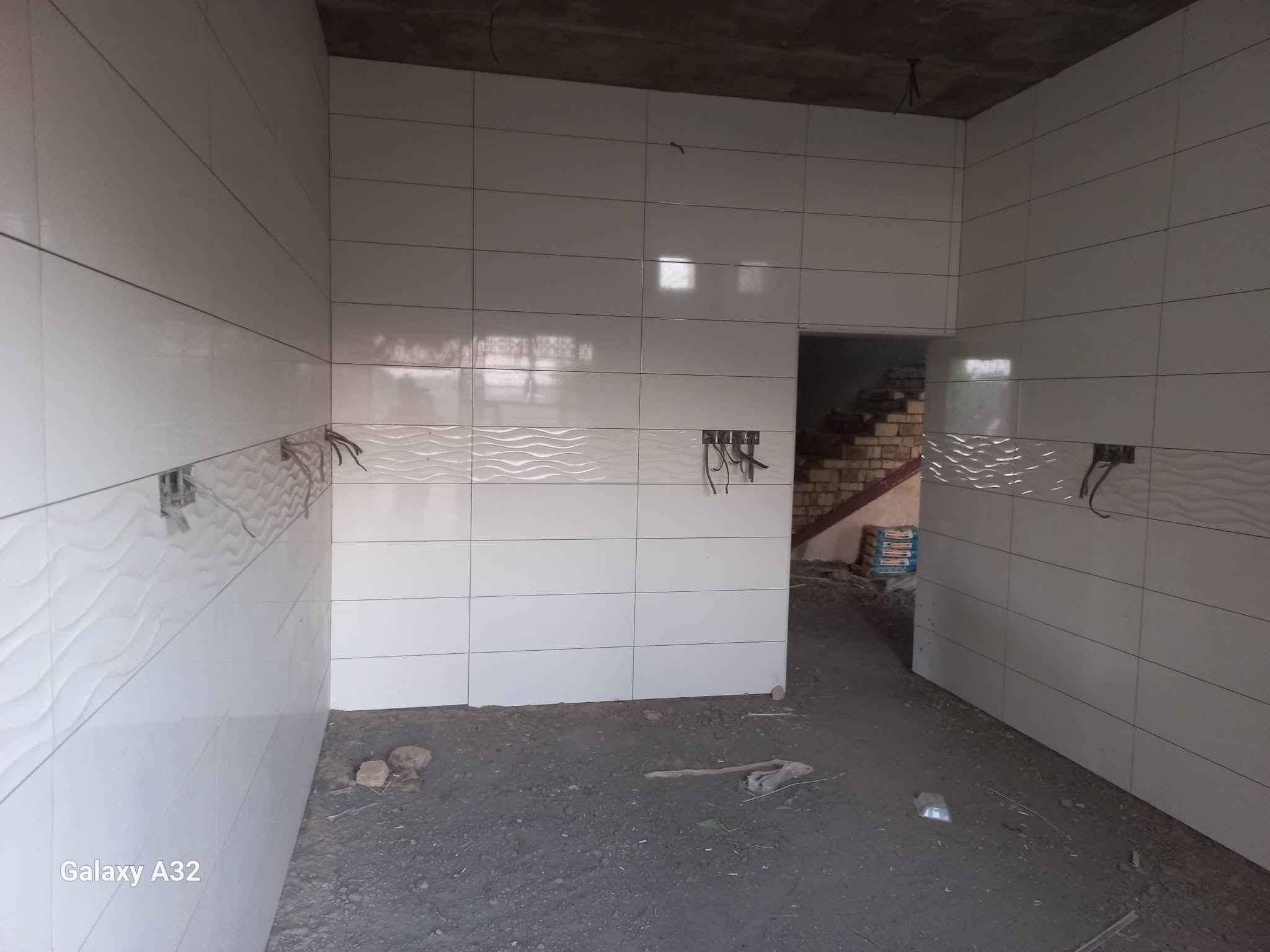 بيت للبيع طريق سومر عفك طابو زراعي سند ٢٥ المساحه مال البنيان ٢٥٠متر يم المدرسة مال الرايه ويه لبيت ٧٥٠ متر تبعد عن الشارع ١٥٠٠متر تفاصيل تصال ***********
