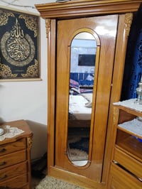 غرفه اخشاب • جديده • استعمال قليل