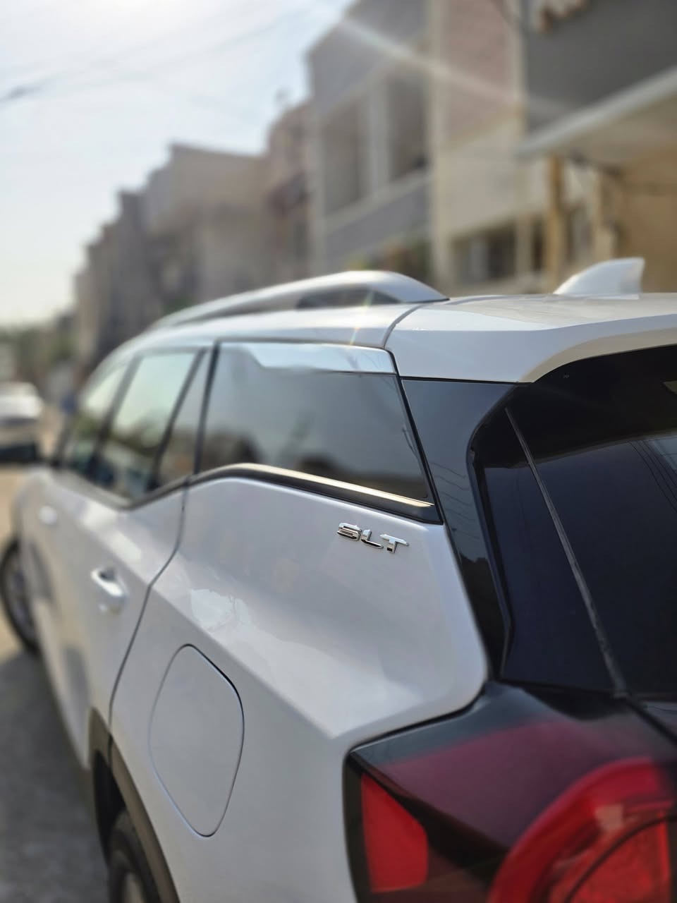 السلام عليكم السعر175 وبيها مجال للشراي
للبيع Gmc تيران 2022 مواصفات Slt
ماشية 50 ميل
مابيها تبديل ولا قطعة 
فقط صبغ بخشم البنيد 
دخول ذكي اربع ابواب
نظام فور ويل 
كشنات ميموري 
بصمة
تشغيل عن بعد
تحكم ستيرن
شاشة
تبريد قطعتين 
تدفئة مقاعد
محرك 1500 تيربو
كشنات جلد
كامرة خلفية
جنطة كهرباء 
انماط قيادة
وباقي الموصفات المعروفة عن slt
