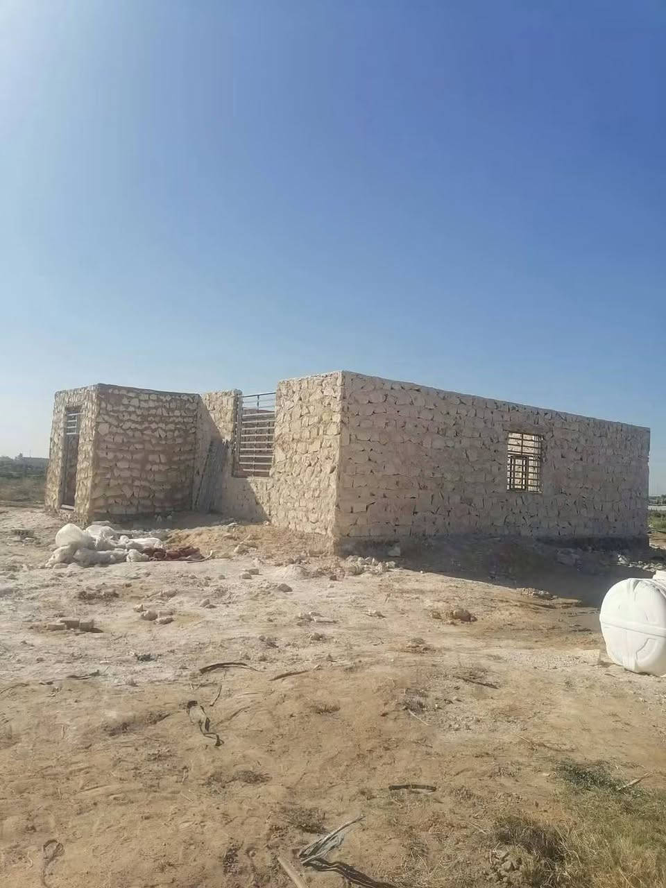 السلام عليكم سجاد الكريطي لبنا الحجر بنا درجة اولة ومناسب اتصل على الرقم ***********
@
