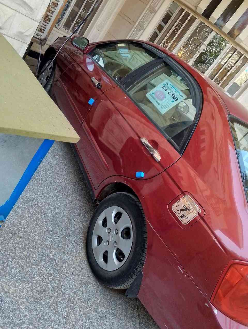 سبكترا وارد امريكي موديل 2005 حجم المكينه 2000تخم تاير جديد صدر امامي خلفي كامله السيارة نقص فقط التبريد عاطل رقم بغداد جديد هزه جديدة بسمي جامه اماميه جديدة العنوان بغداد الغزاليه 65وبيها مجال *********** صبغ حزام اثار شخوط
