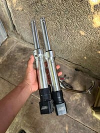 للبيع دبلات وصالنصه صجميه موجوده الواقيه مالته مكان الدوره  0772892955...