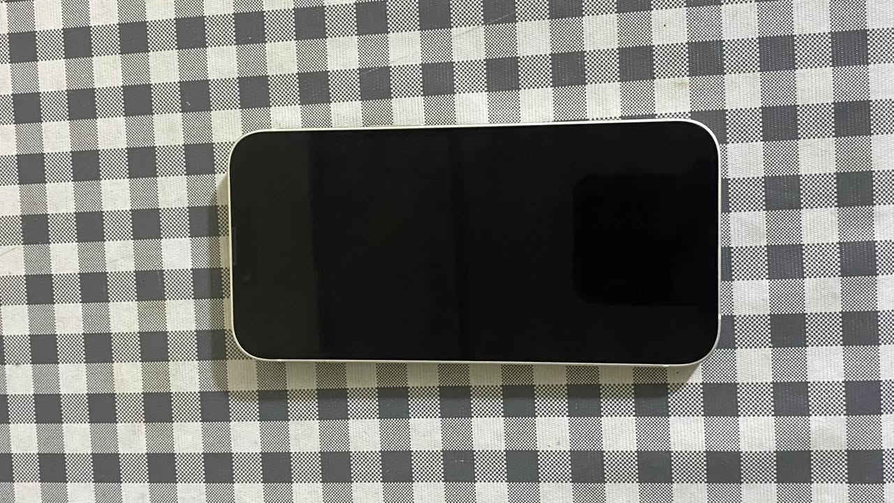السلام عليكم
موبايل iPhone 13 عادي للبيع، شرط الجهاز مابي أي عيب ولا واصل تصليح.

الذاكرة: 128GB
البطارية: 72%
صرفيته كلش زينة
تك سيم

للمراوس بجهاز فلاكشب أو للبيع.

السعر خاص، اتصال على:
***********
