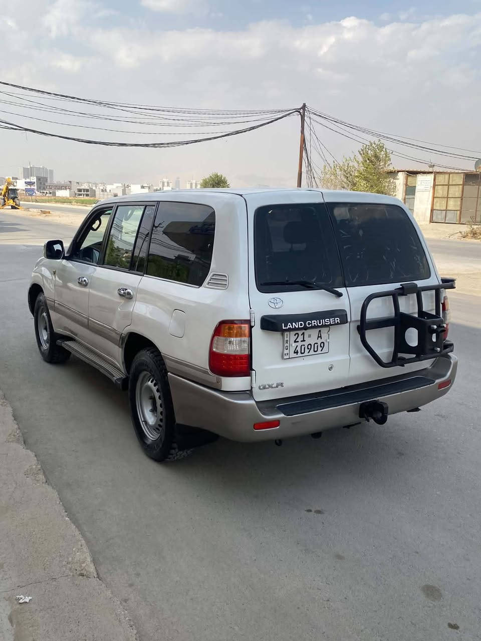 مۆنیکا 2001
سێ ڕوبع بۆیاخ عام 
سەنەوی تا 2030 تازەیە 
سعری 110$ گەڵاو مەجال
***********
