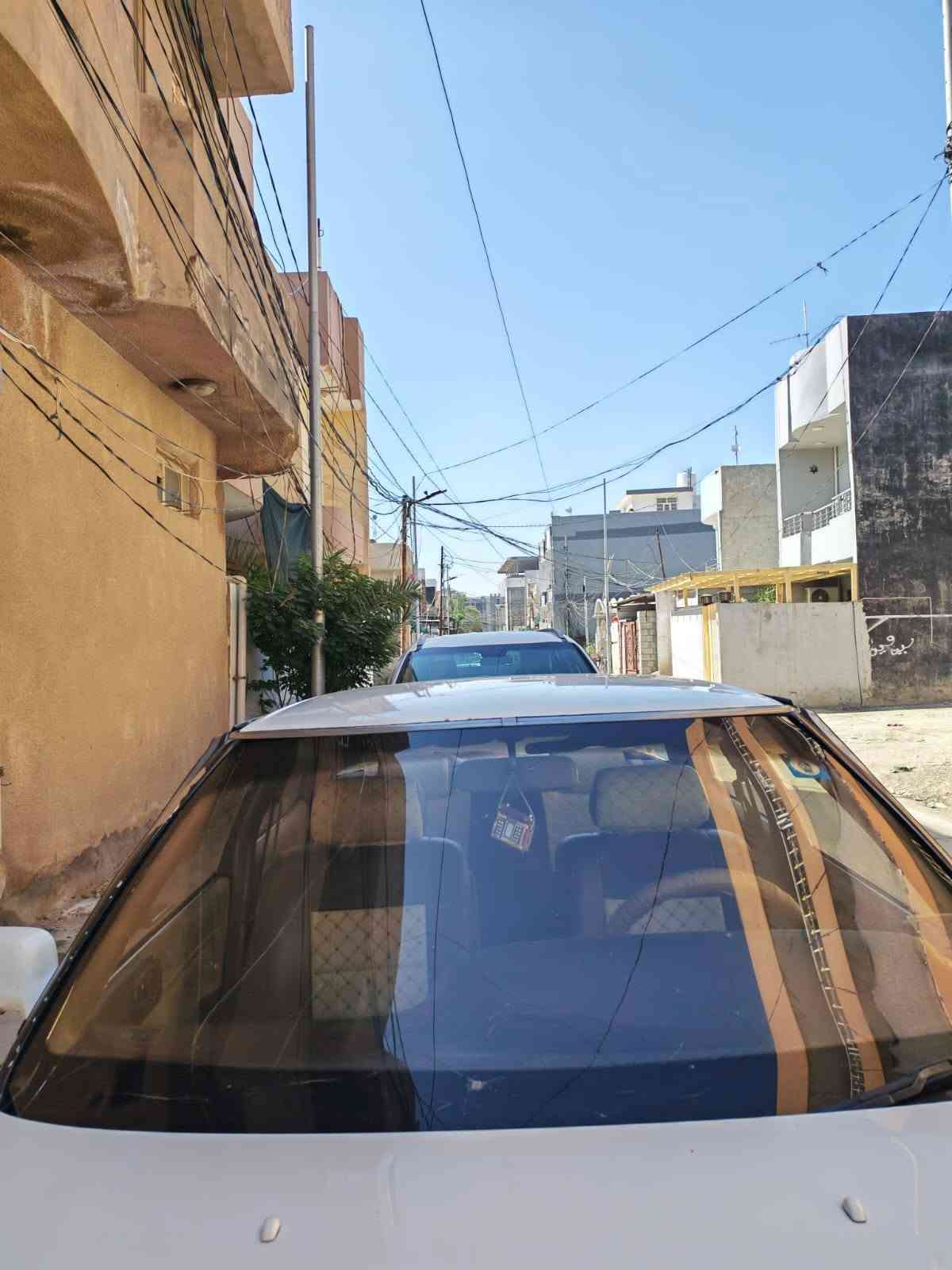 الأدمن المحترم .. مارك 1990 مكفولة من الصبغ والسماعة،  محرك بطة تحوير درجة أولى،  السعر ٥٨ وبيها مجال، ديالى ، بعقوبة ***********
