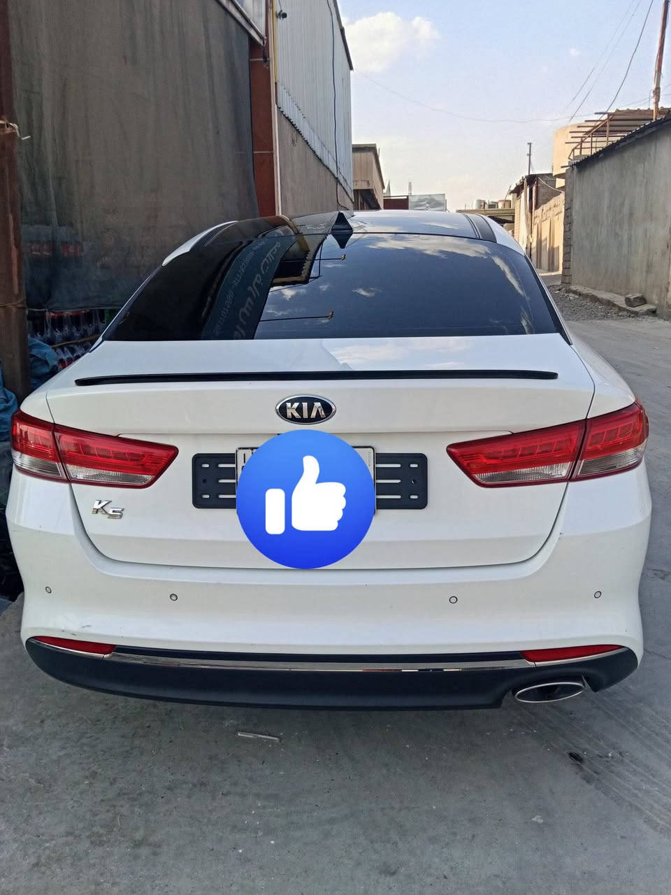 للبيع اومراوس مع سيارة حديثة 7 راكب...KIA /k5 شكل اوبتما 
2018 1/1 فول فول مواصفات 

محرك 2000 دوش 

وارد خليجي... 
مابيها لا ضرر ولا تعديل لون ابيض

بانوراما سلايت مري شفط 

اشاير مري 

تحديد سرعة

نظام ايكو/ سبورت 

كشنات تدفئة 

كشنات كهربائية 

تبريد قطعتين 

تدفئة بالستيرن 

اشارة ترحيب 

لايت زينول سيارة جاهزة   طخم جديد بطارية جديدة رقم نينوى .. كابون بانزين سيارة ماتصرف عليها دينار 
***********/ مكان السيارة بالموصل...
