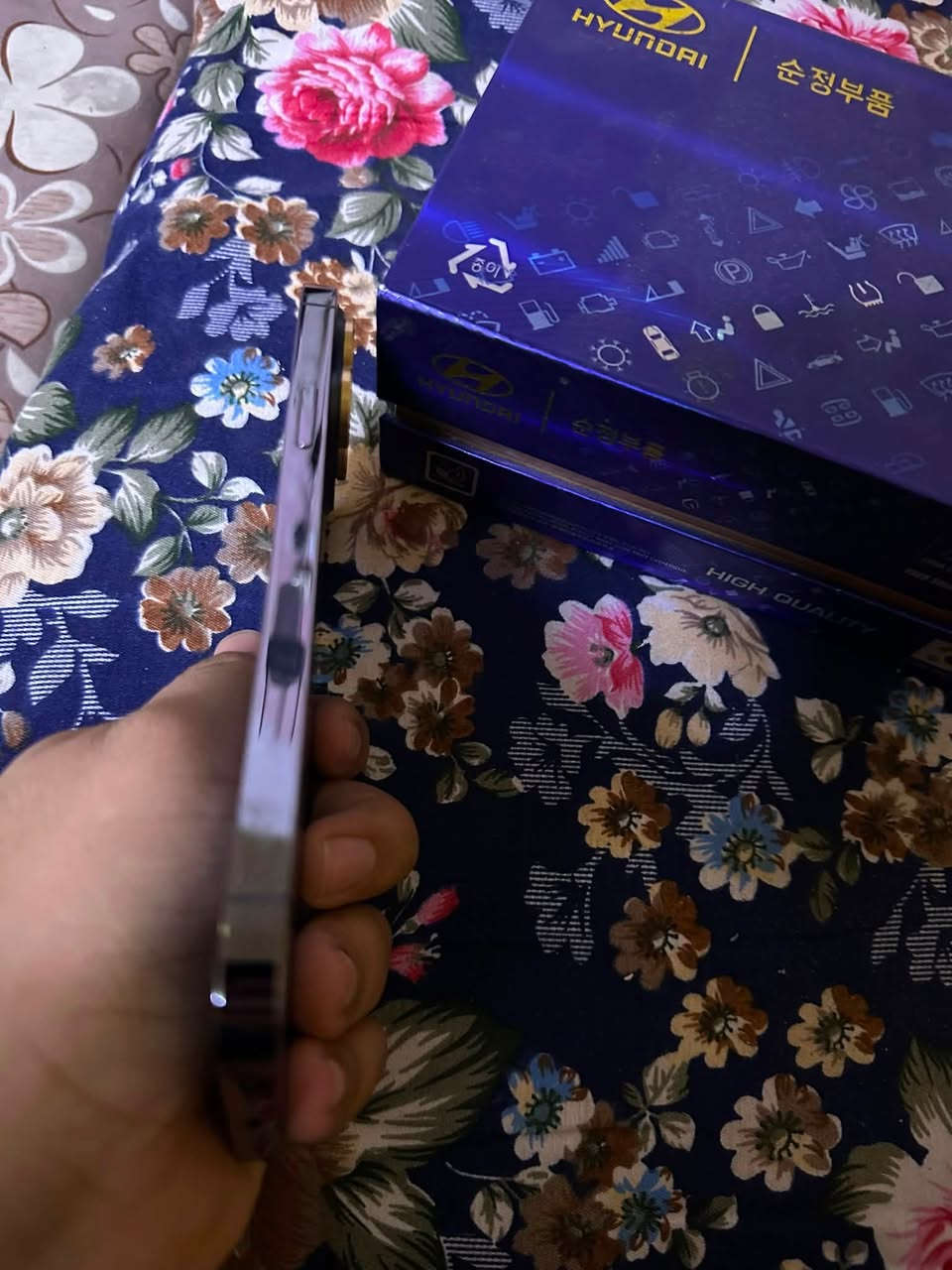 السلام عليكم ايفون ١٣ برو ماكس
للبيع ذاكره ٢٥٦ بطاري 87 جهاز فول نضافه ومكفول 
مكاني بغداد المشتل 
سعر ٦٦٠ 
رقمي ***********
